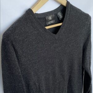 Calvin Klein Men's Charcoal V-Neck Sweater Size M